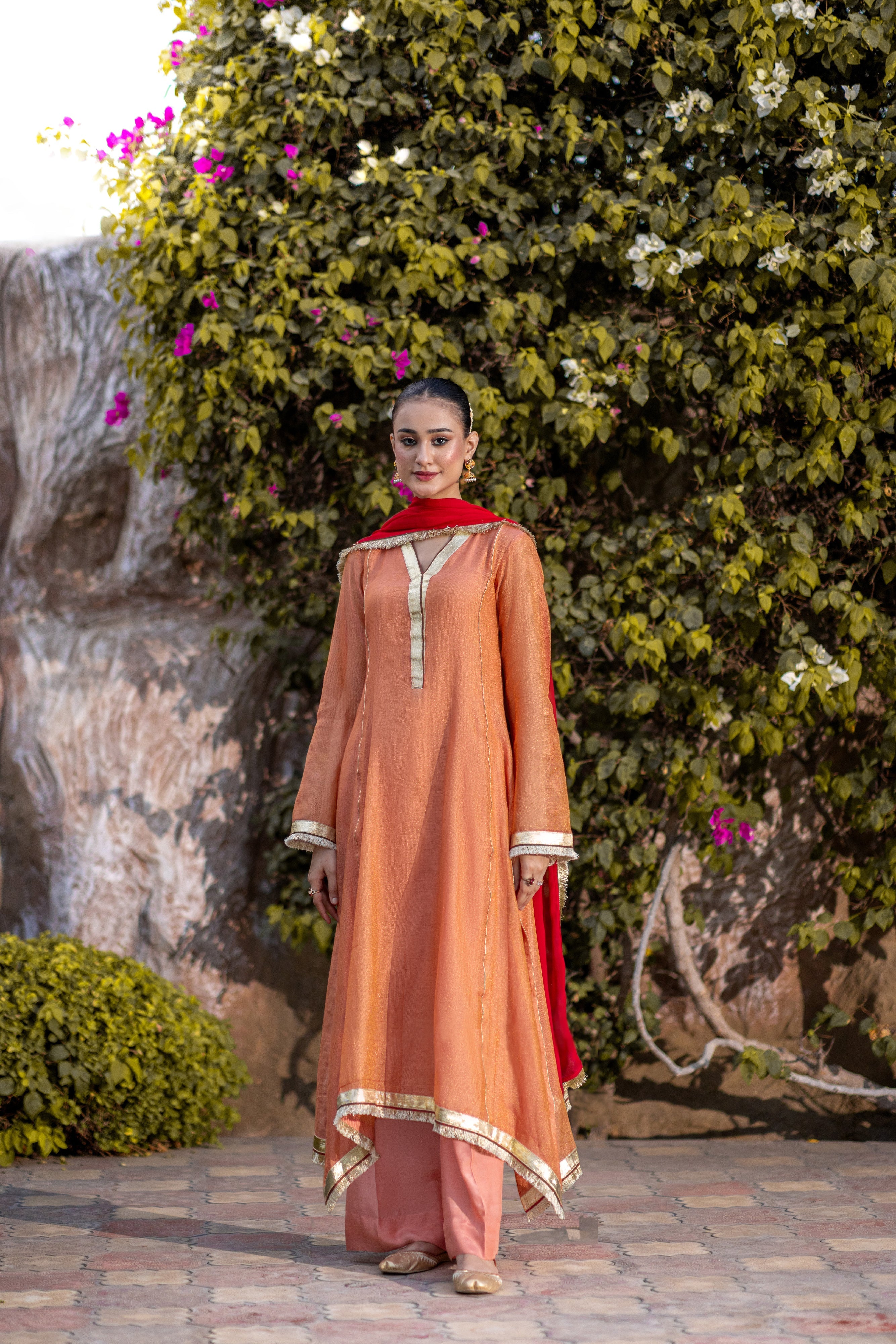 The Mishry Set Luxurious 3-Piece Zari Net Suit Peach